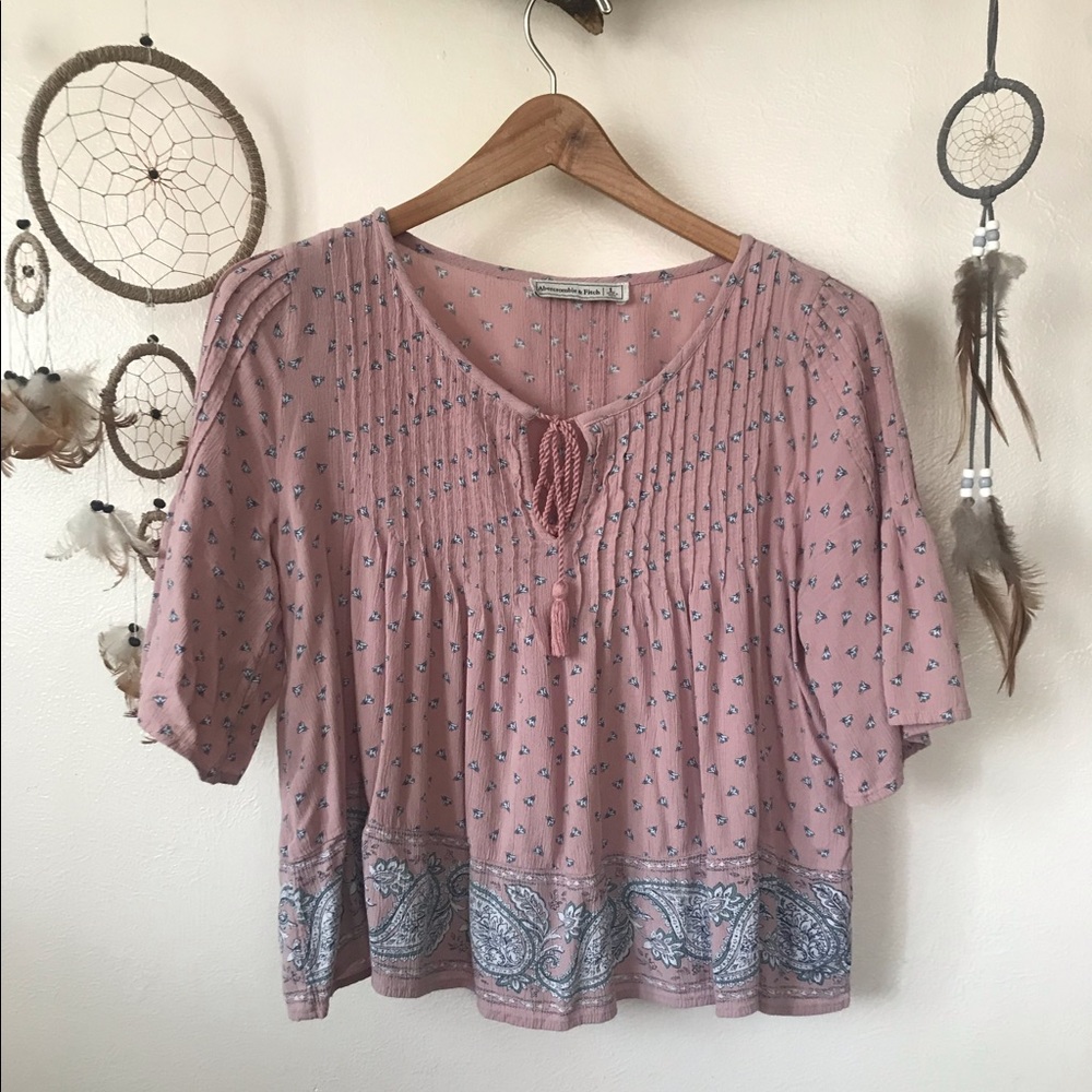 *MOVING SALE* Abercrombie & Fitch boho top